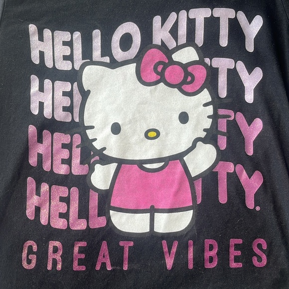 Hi, selling this winsome shirt for kids in size M. - Picture 5 of 5